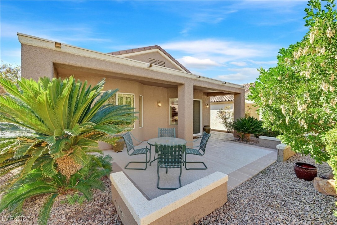 2790 Meadow Park Avenue