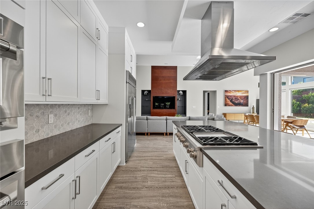 10241 Kirkwood Gaps Avenue