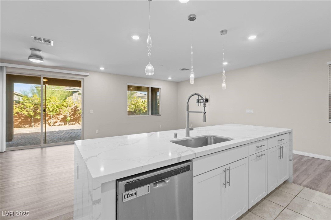 4128 Royal Melody Court