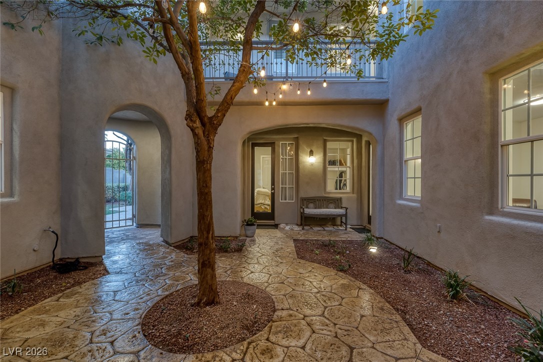 2805 Evening Rock Street