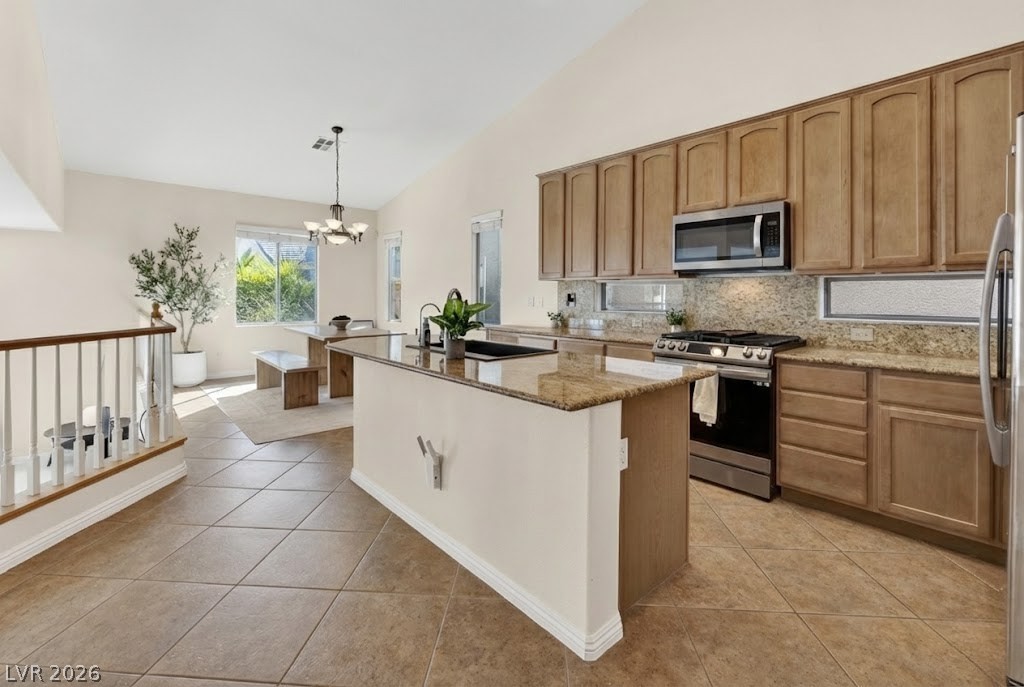 9121 Big Plantation Avenue