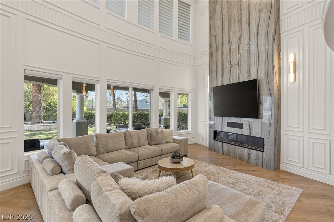 2280 Villefort Court