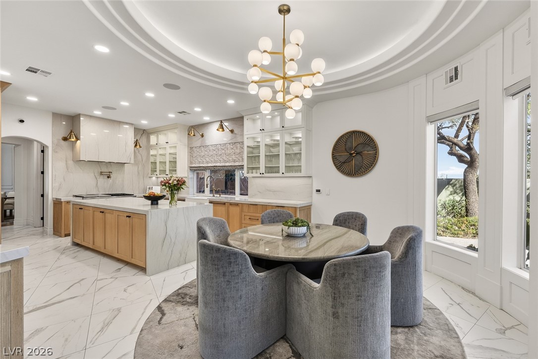 2280 Villefort Court