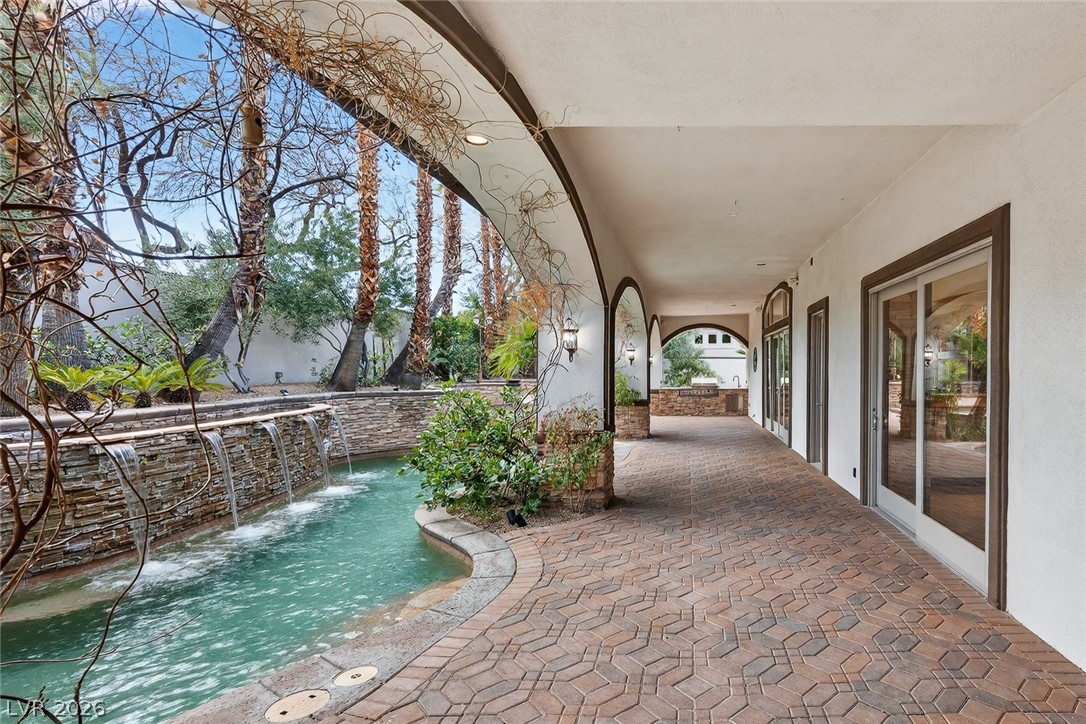 9325 Canyon Classic Drive