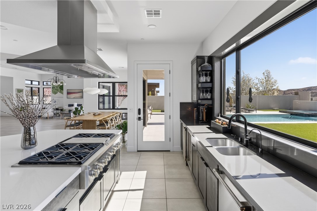 12637 Penfield Avenue