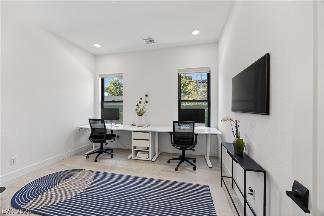 12637 Penfield Avenue