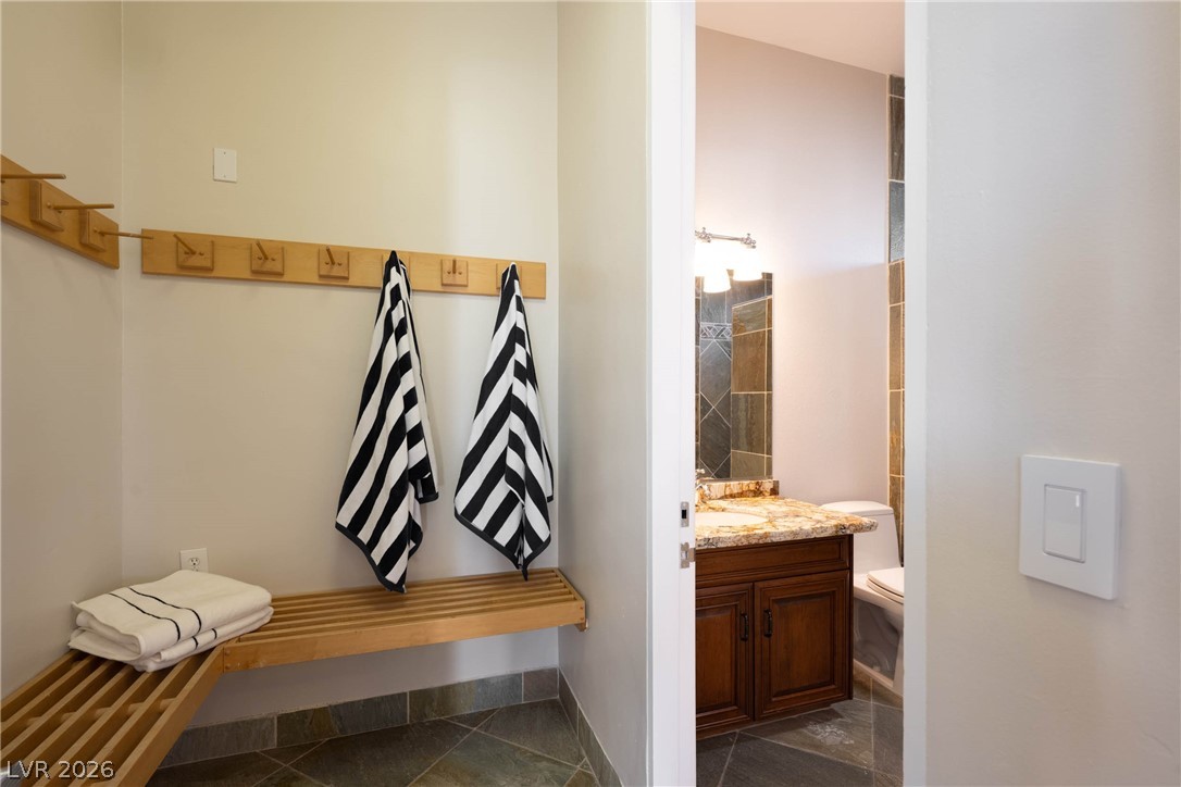 7440 Oak Grove Avenue