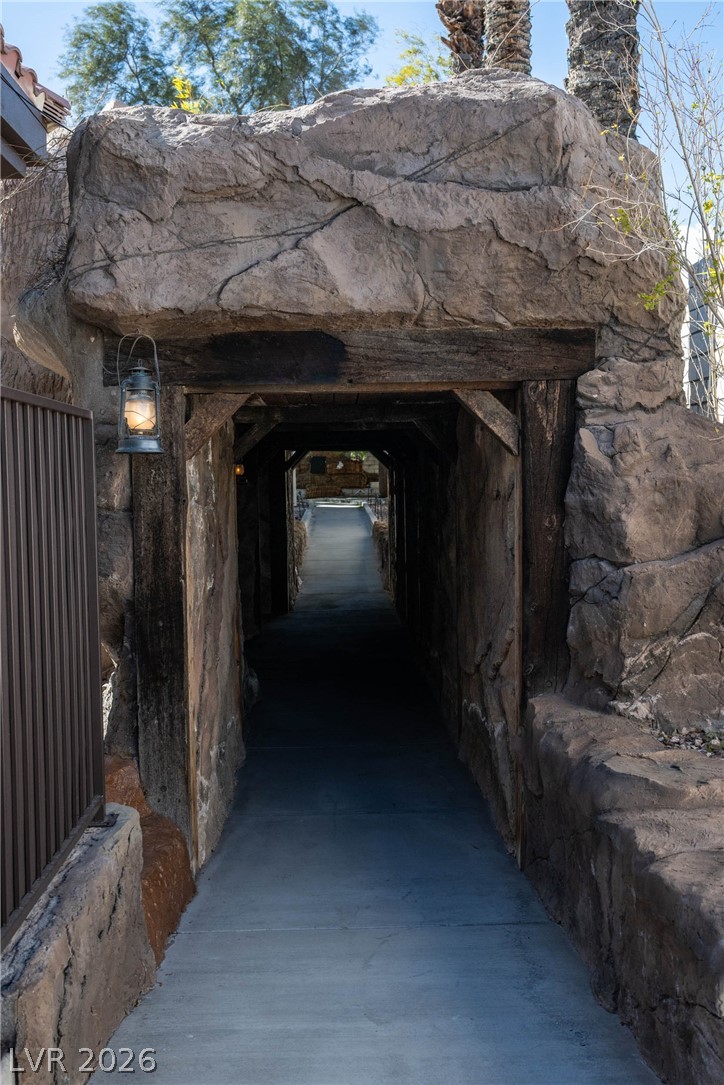 7440 Oak Grove Avenue