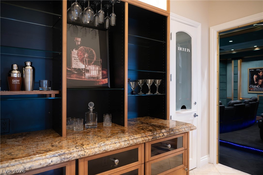 7440 Oak Grove Avenue