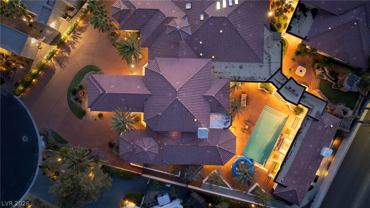 7440 Oak Grove Avenue