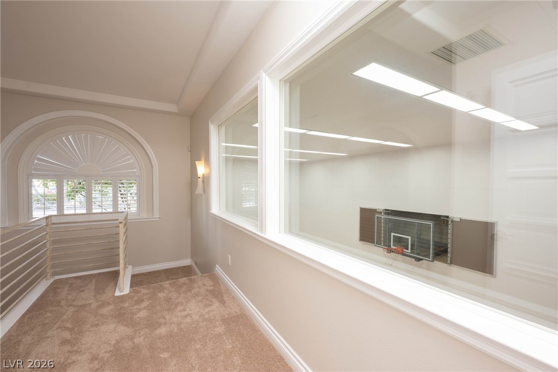 7440 Oak Grove Avenue