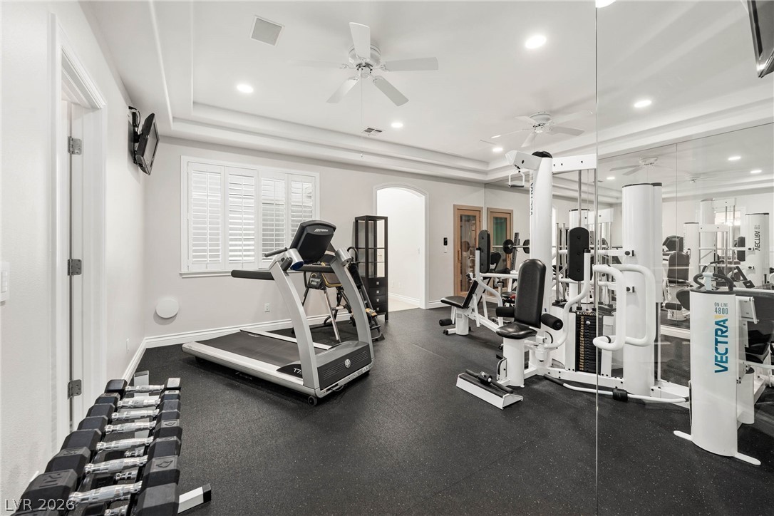 7440 Oak Grove Avenue