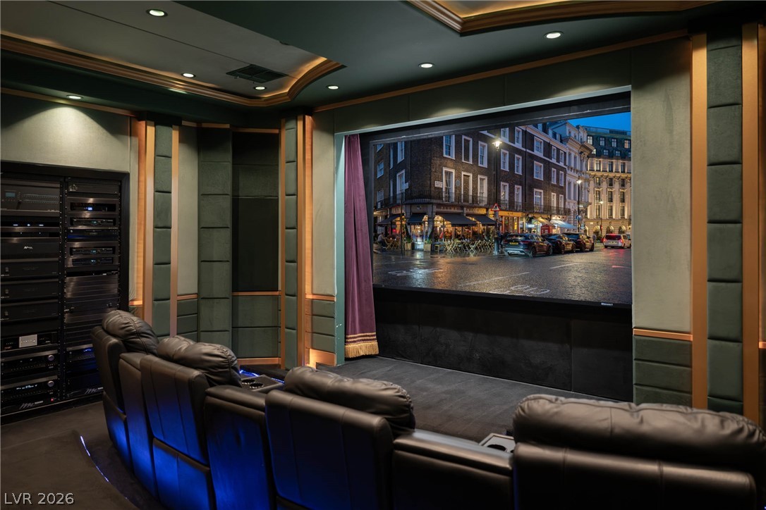 7440 Oak Grove Avenue