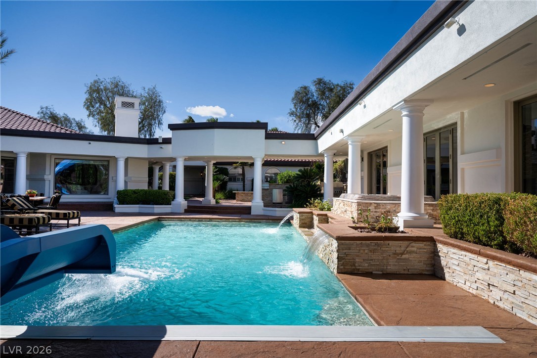 7440 Oak Grove Avenue