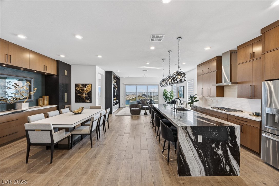 108 Southern Peach Street