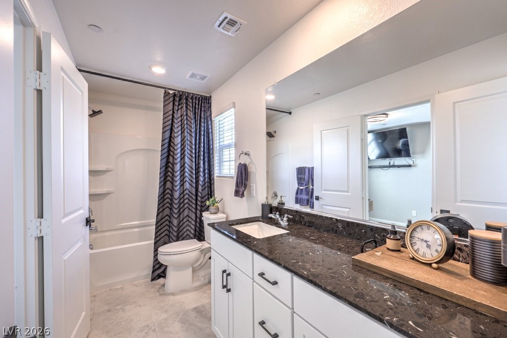 2476 Piacenza Place