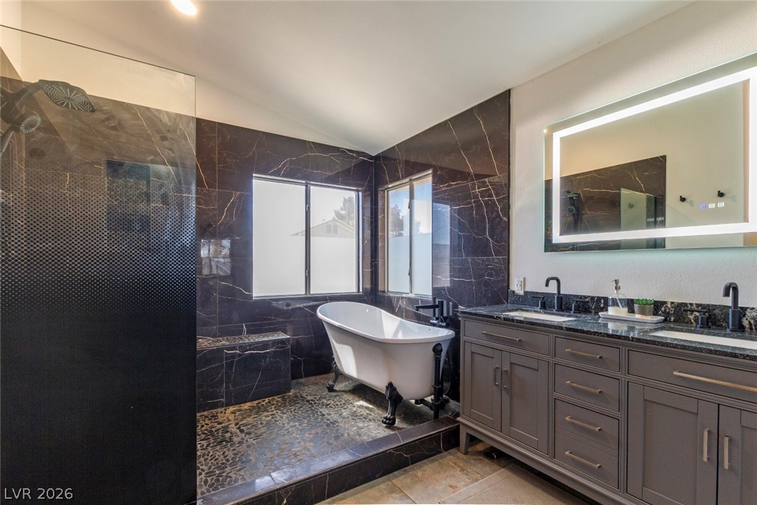 5525 Red Bluff Drive