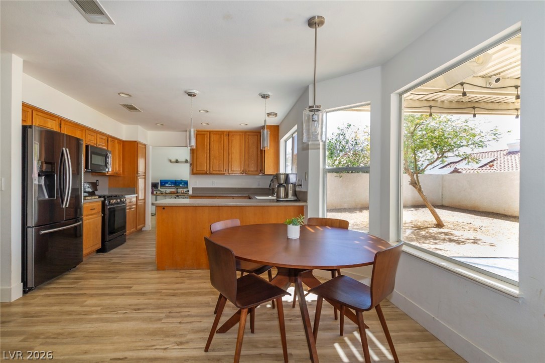 5525 Red Bluff Drive