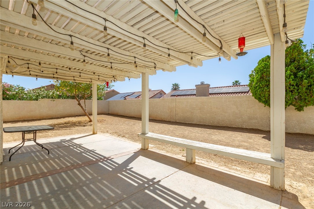 5525 Red Bluff Drive