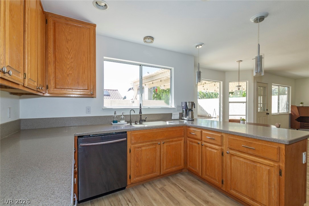 5525 Red Bluff Drive