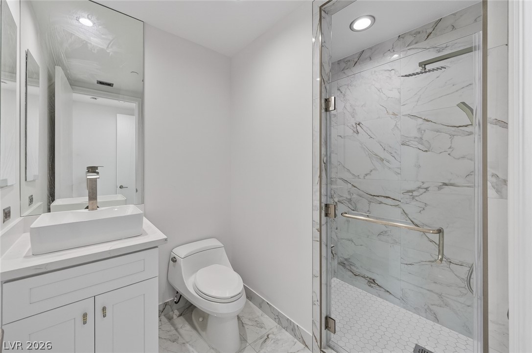 2777 Paradise Road 3605