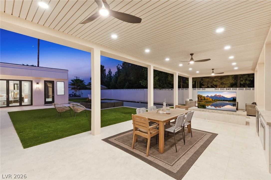 2401 Driftwood Drive