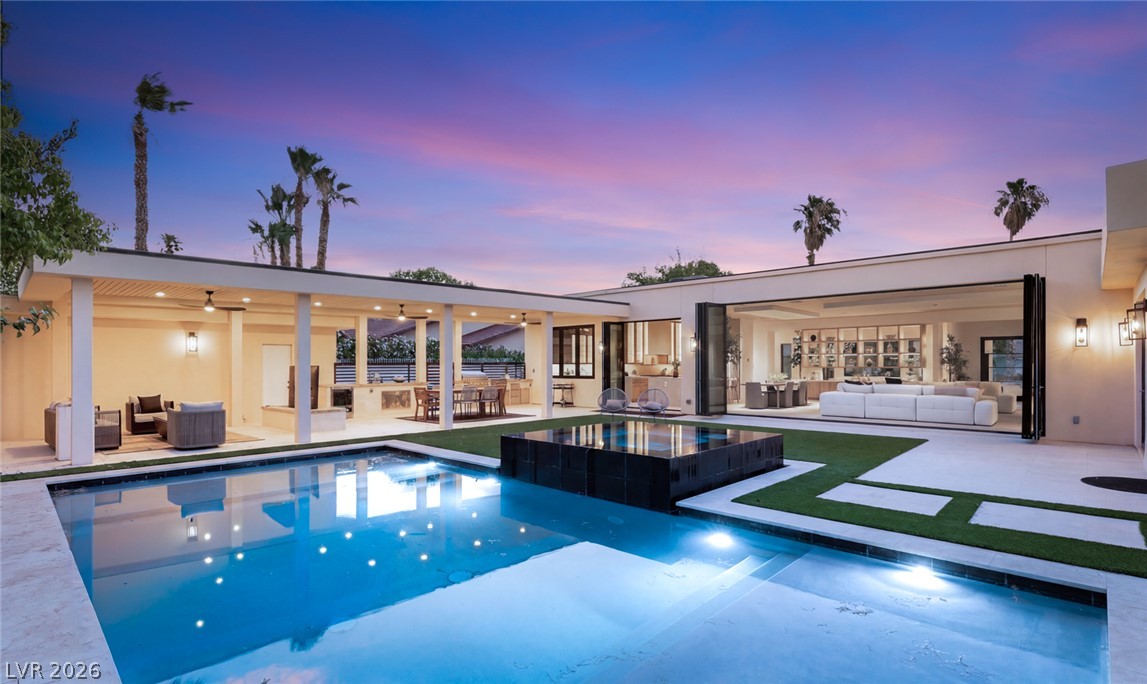 2401 Driftwood Drive