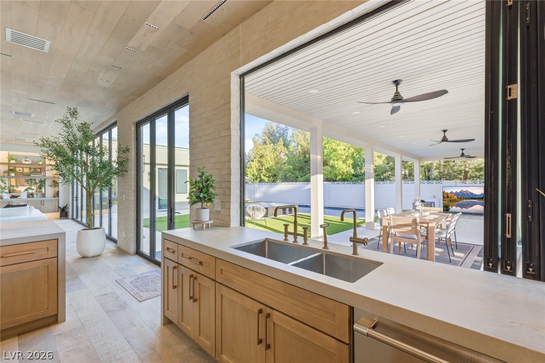 2401 Driftwood Drive