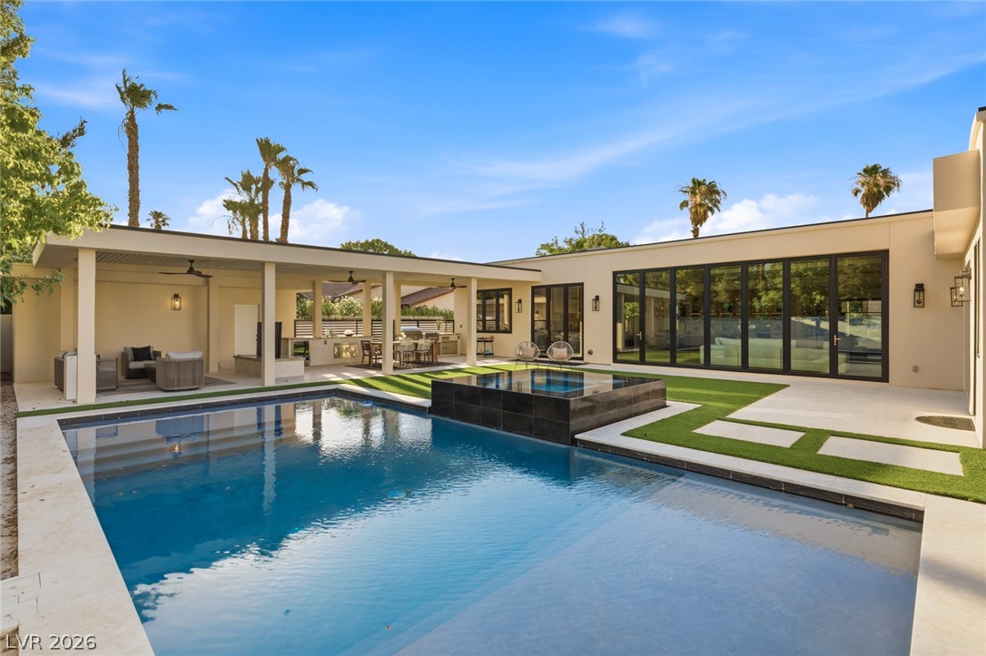 2401 Driftwood Drive