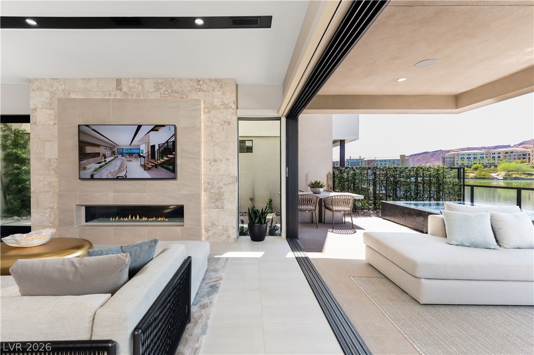 68 Lakefront Drive
