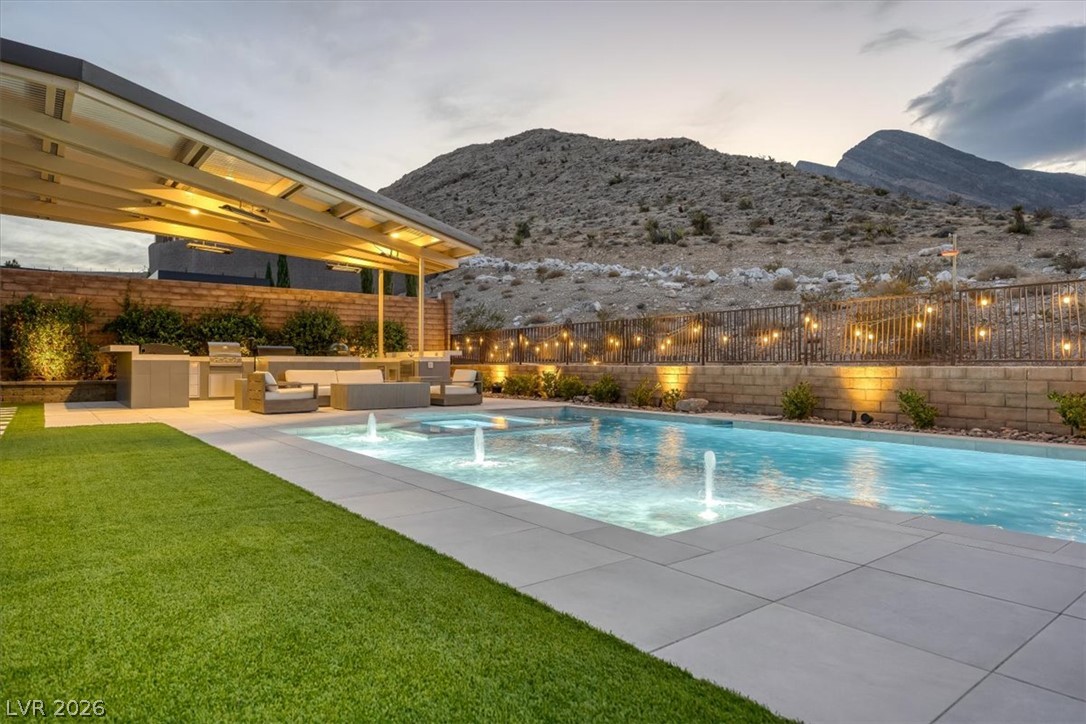 2611 Nevada Agave Lane