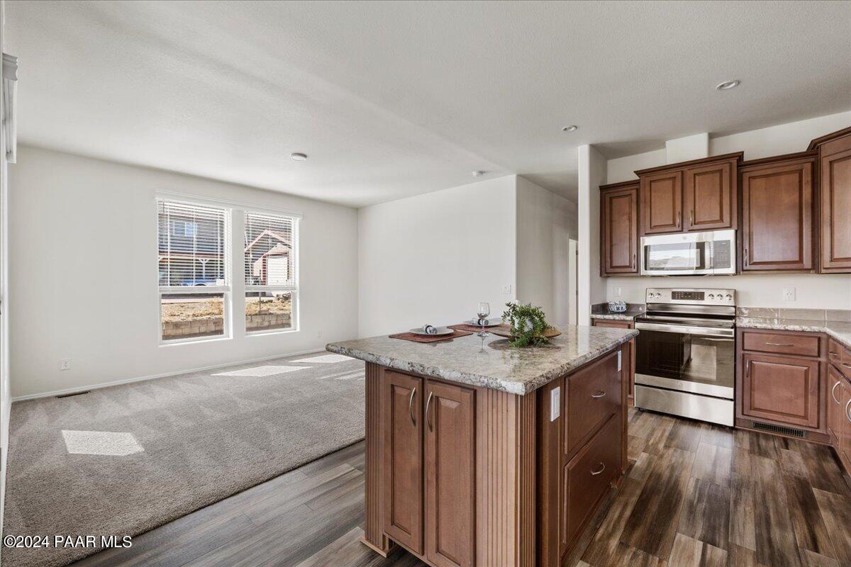 20942 E Skyview Lane