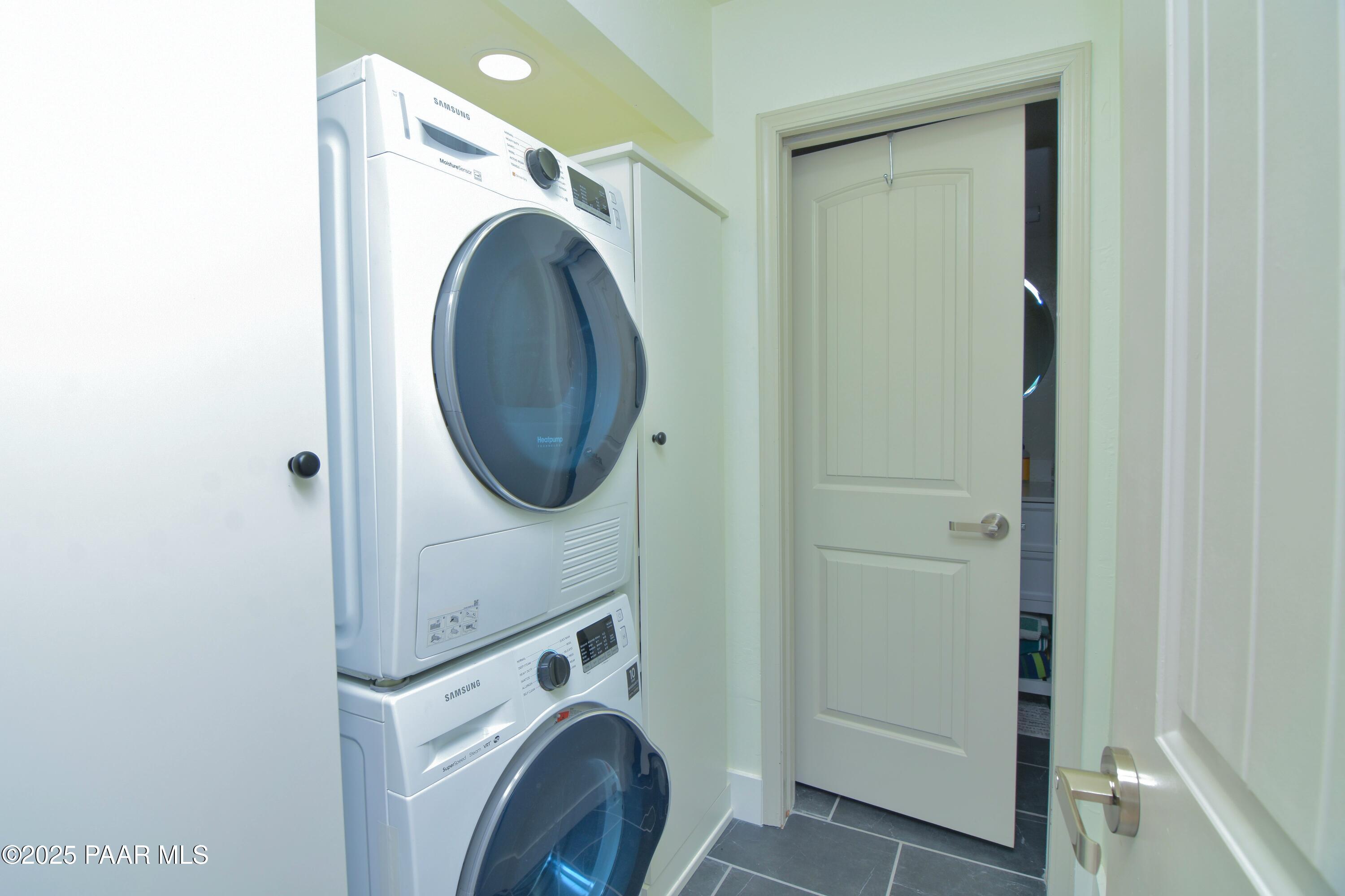 229 Creekside Circle Unit: 15a