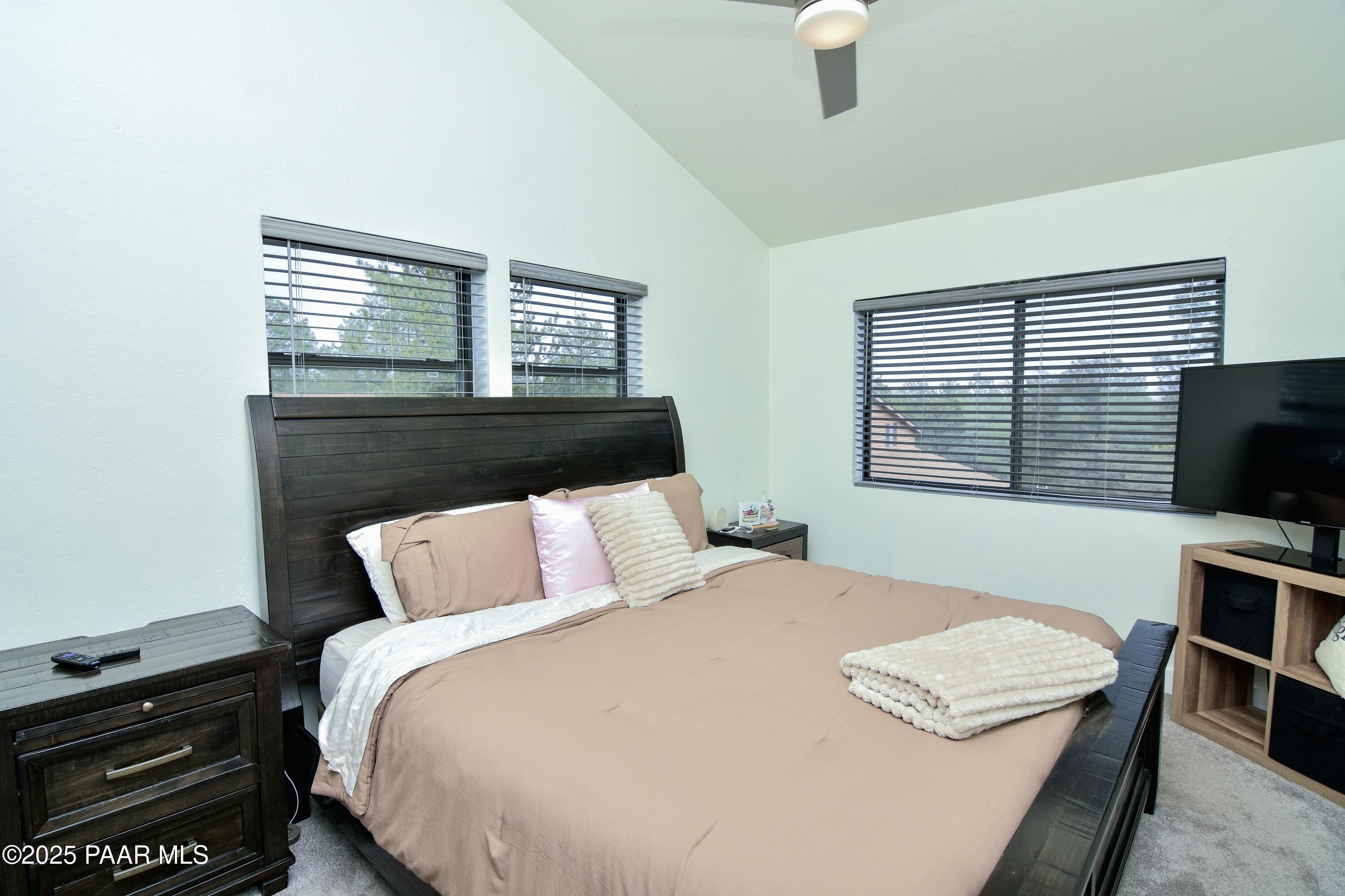 229 Creekside Circle Unit: 15a