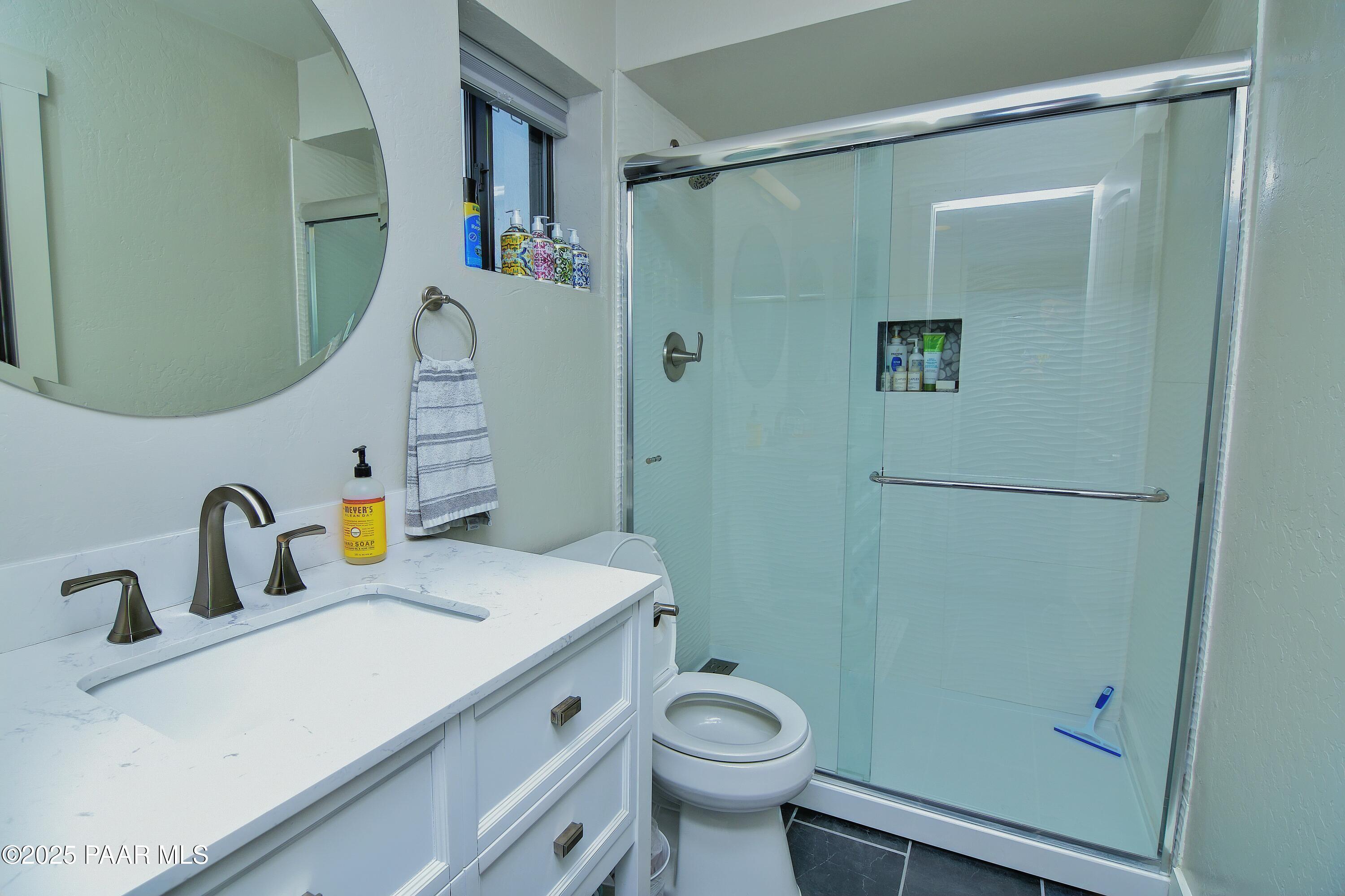 229 Creekside Circle Unit: 15a