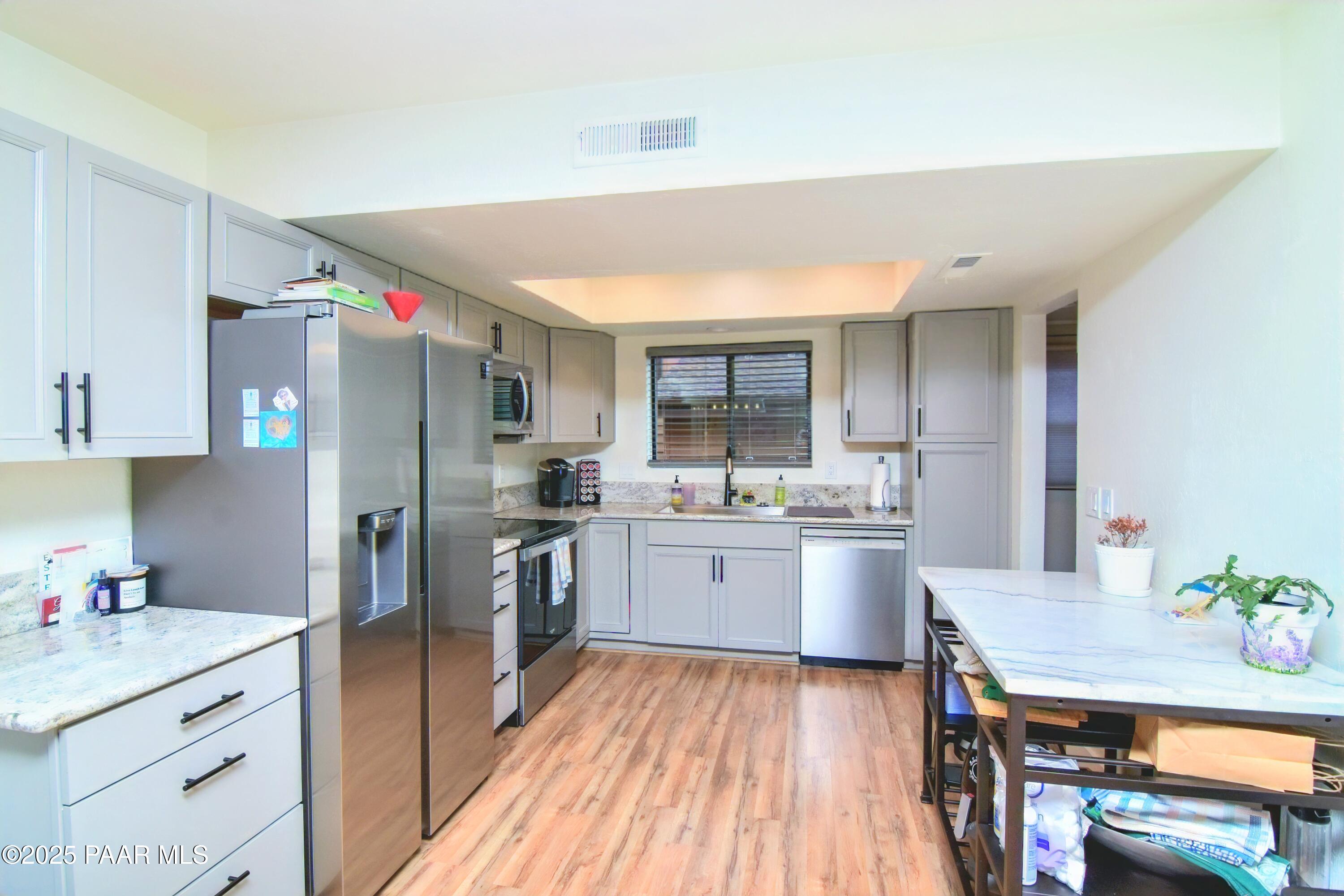 229 Creekside Circle Unit: 15a