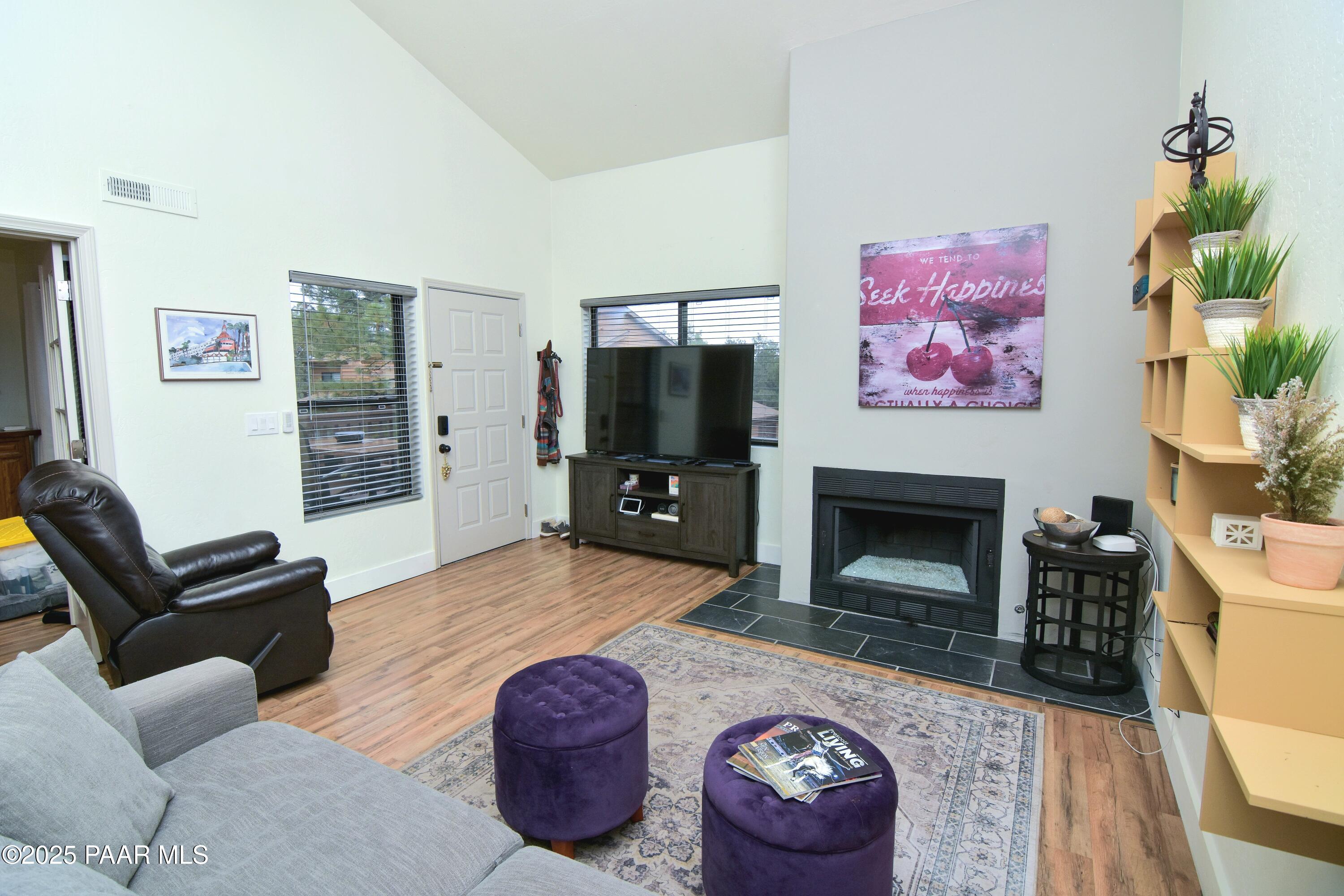 229 Creekside Circle Unit: 15a