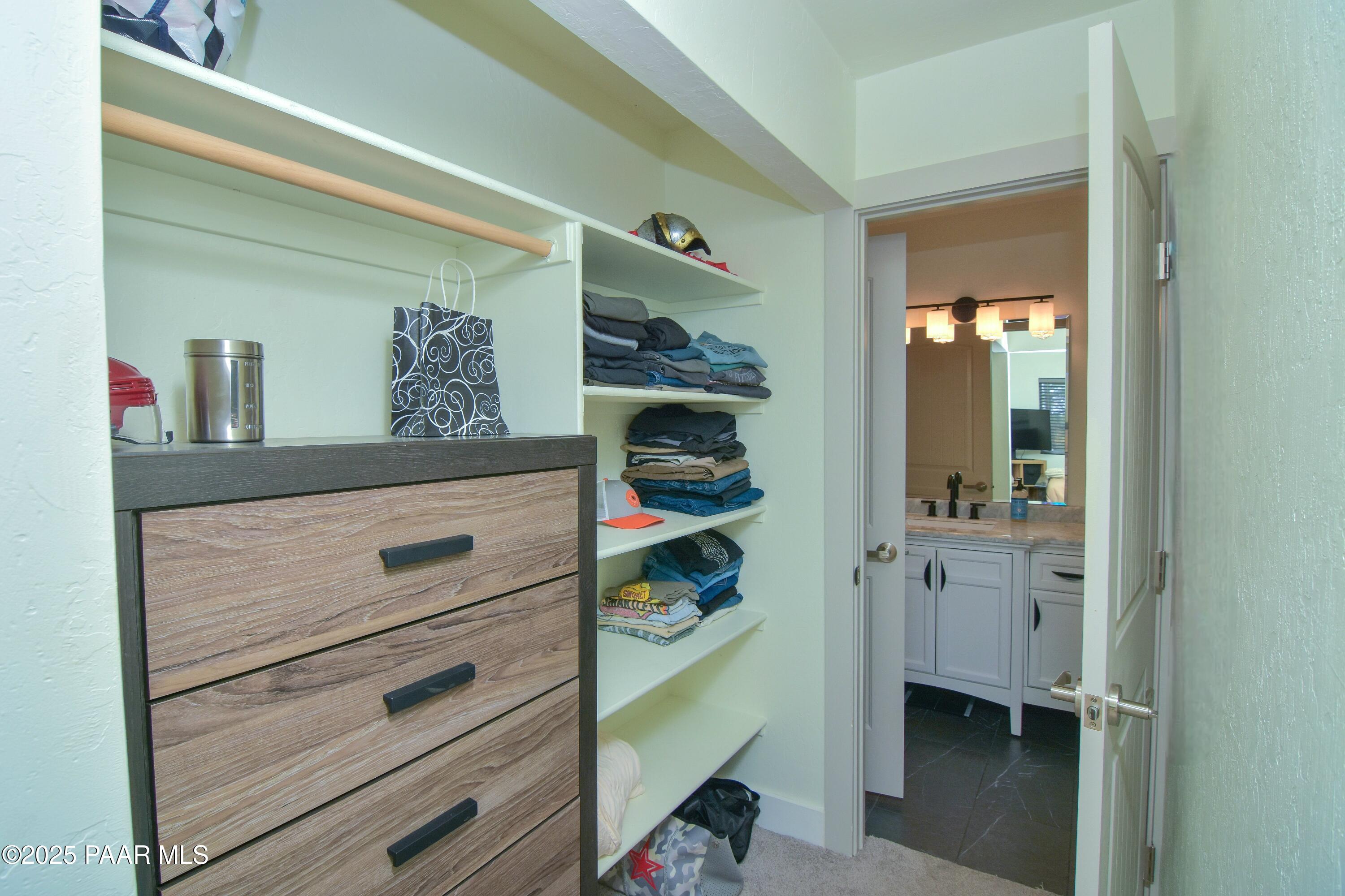 229 Creekside Circle Unit: 15a