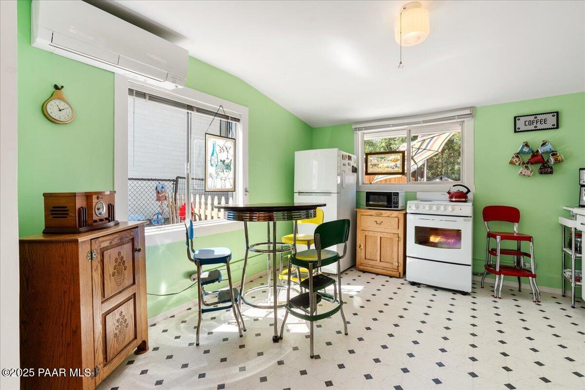 206 S Virginia Street