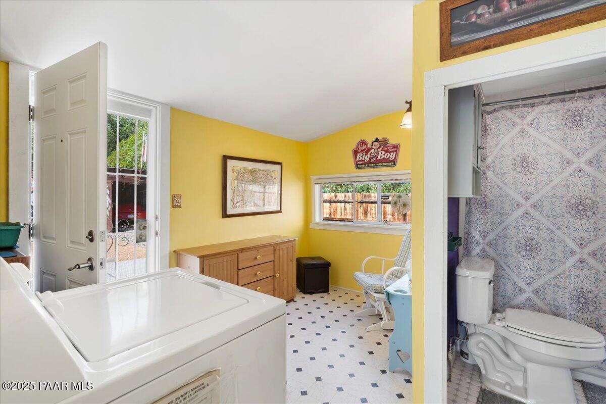 206 S Virginia Street