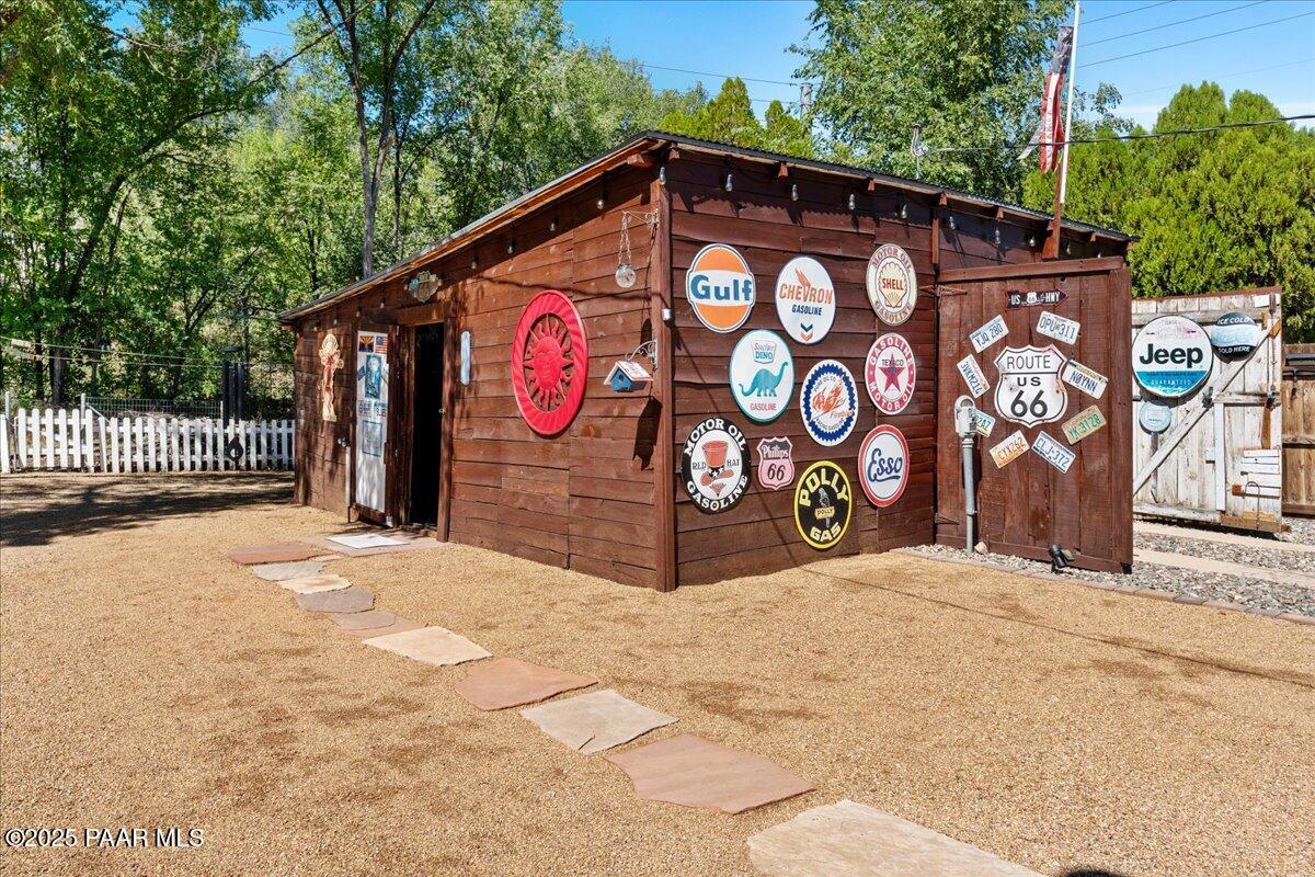 206 S Virginia Street