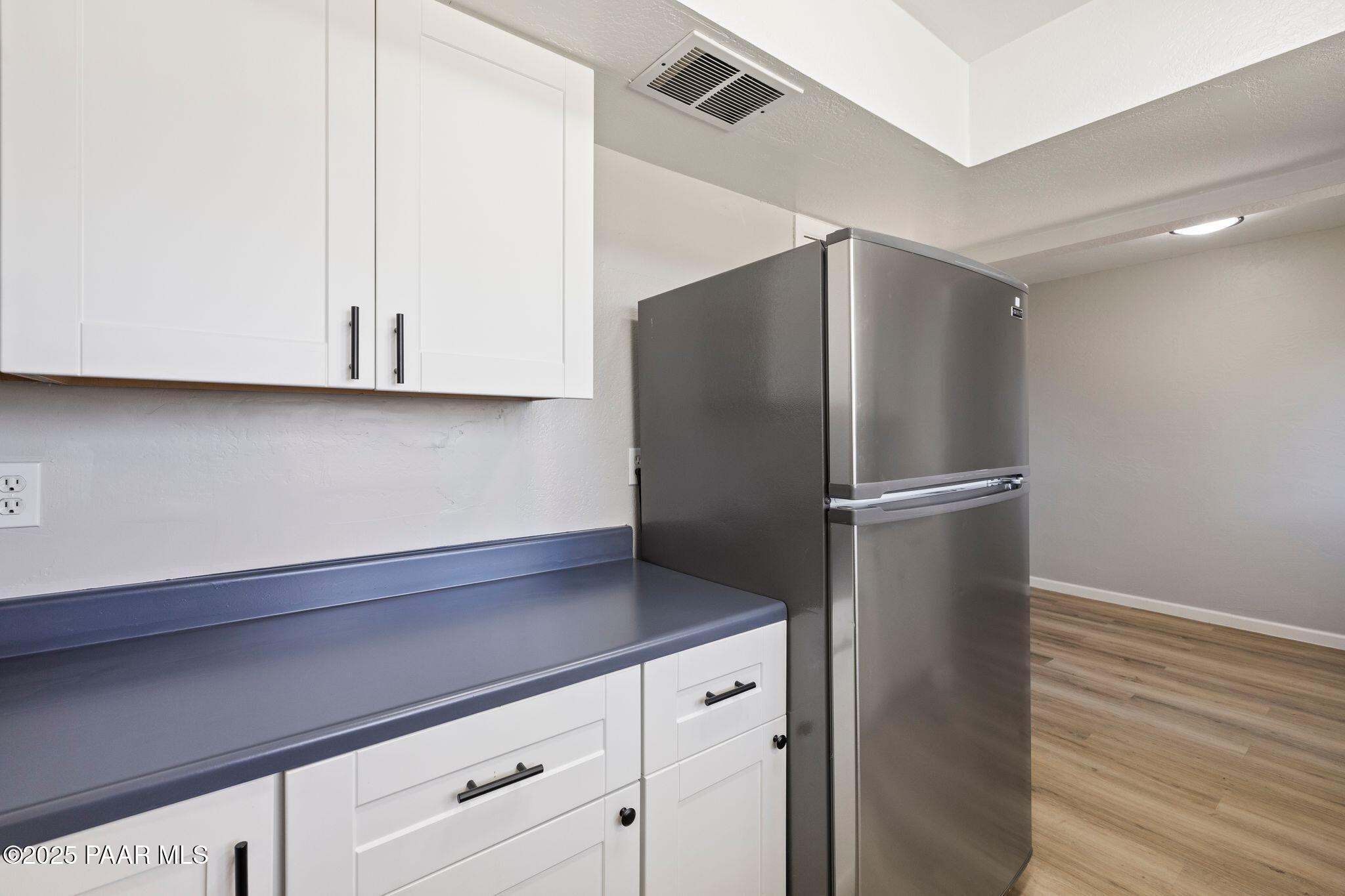 6060 E Copper Hill Drive