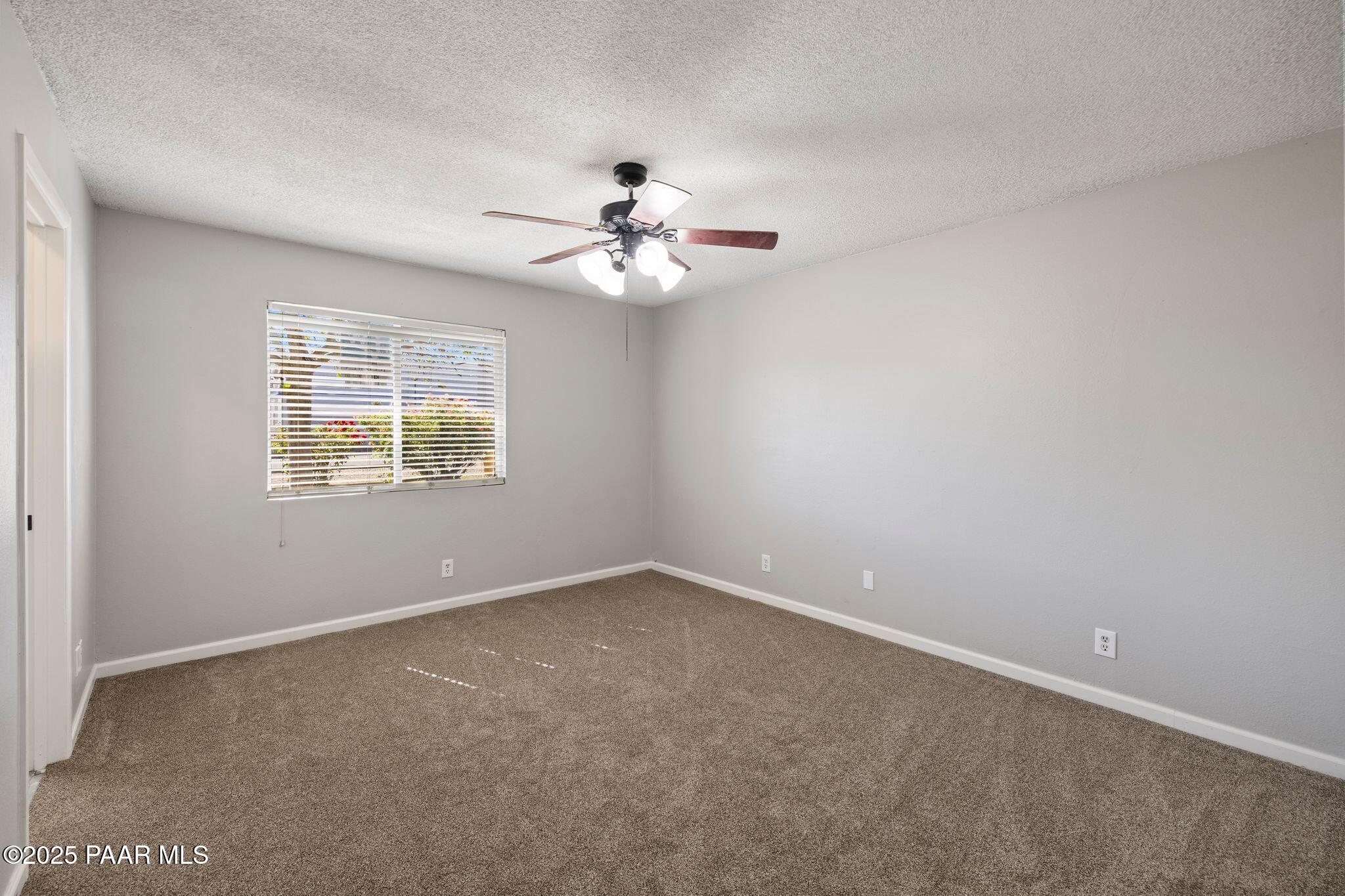 6060 E Copper Hill Drive