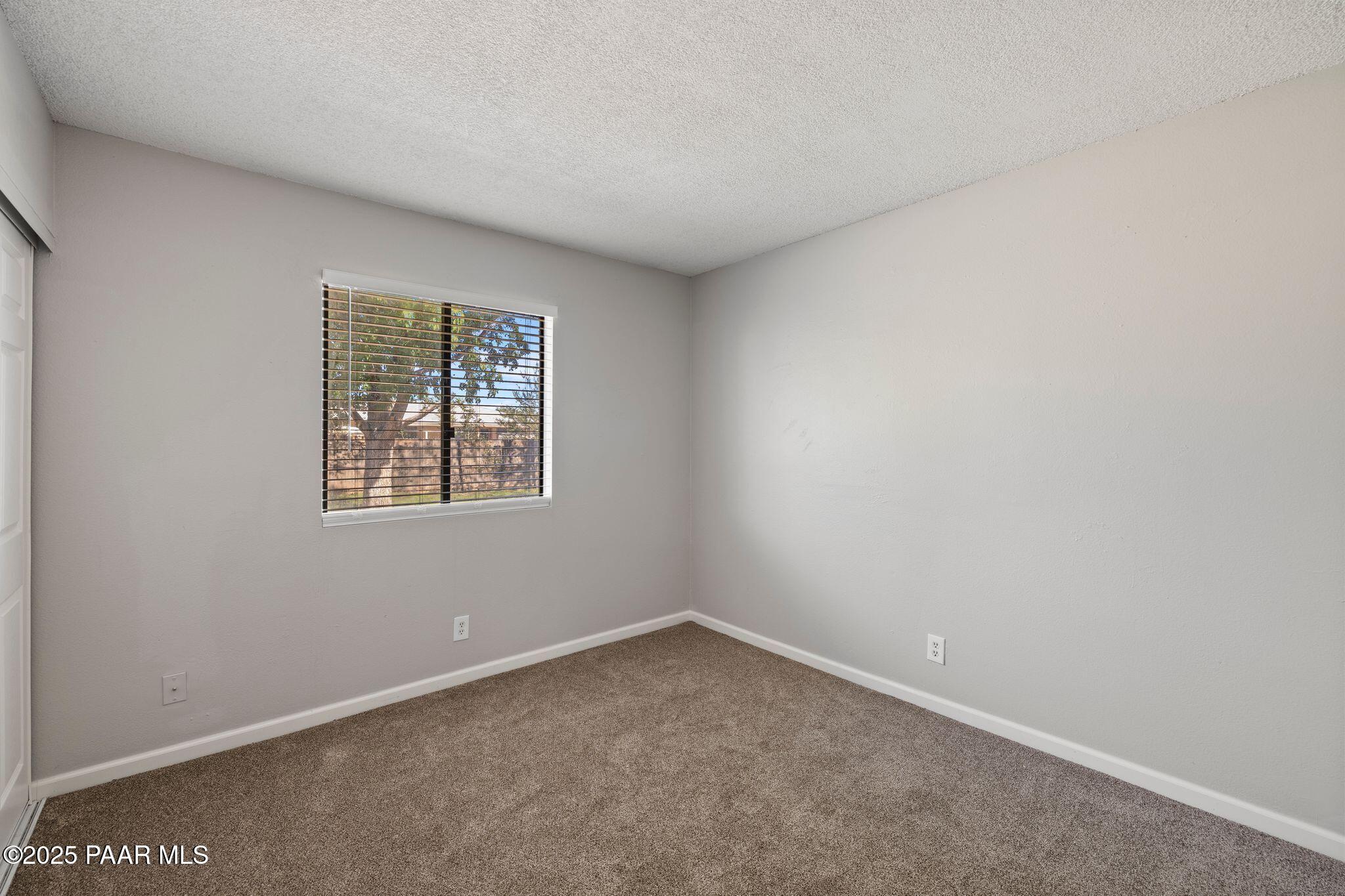 6060 E Copper Hill Drive