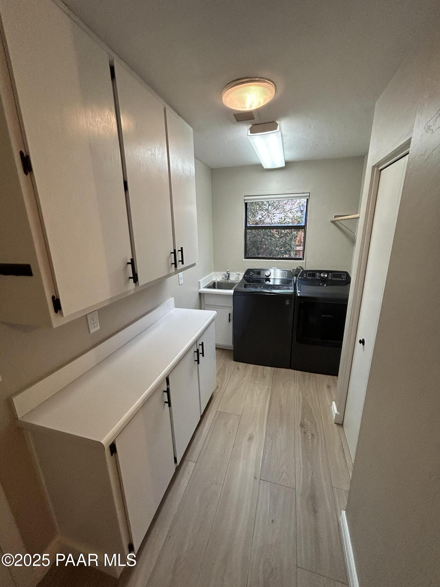 1784 Rolling Hills Drive