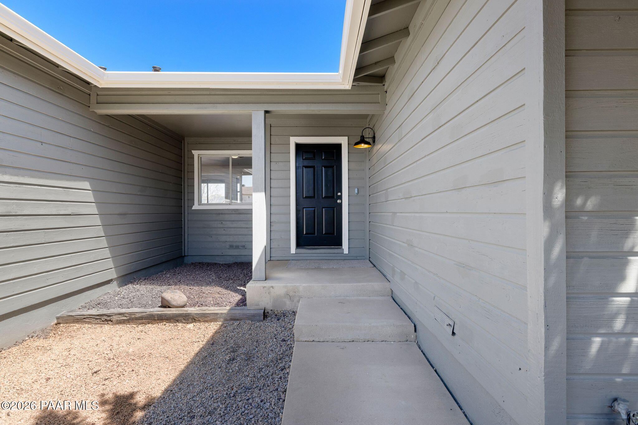 7300 E Grandview Drive