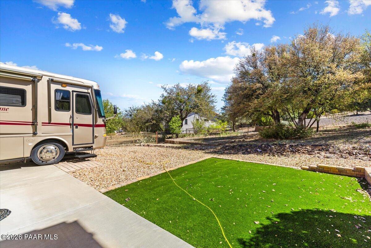733 Pinon Oak Drive