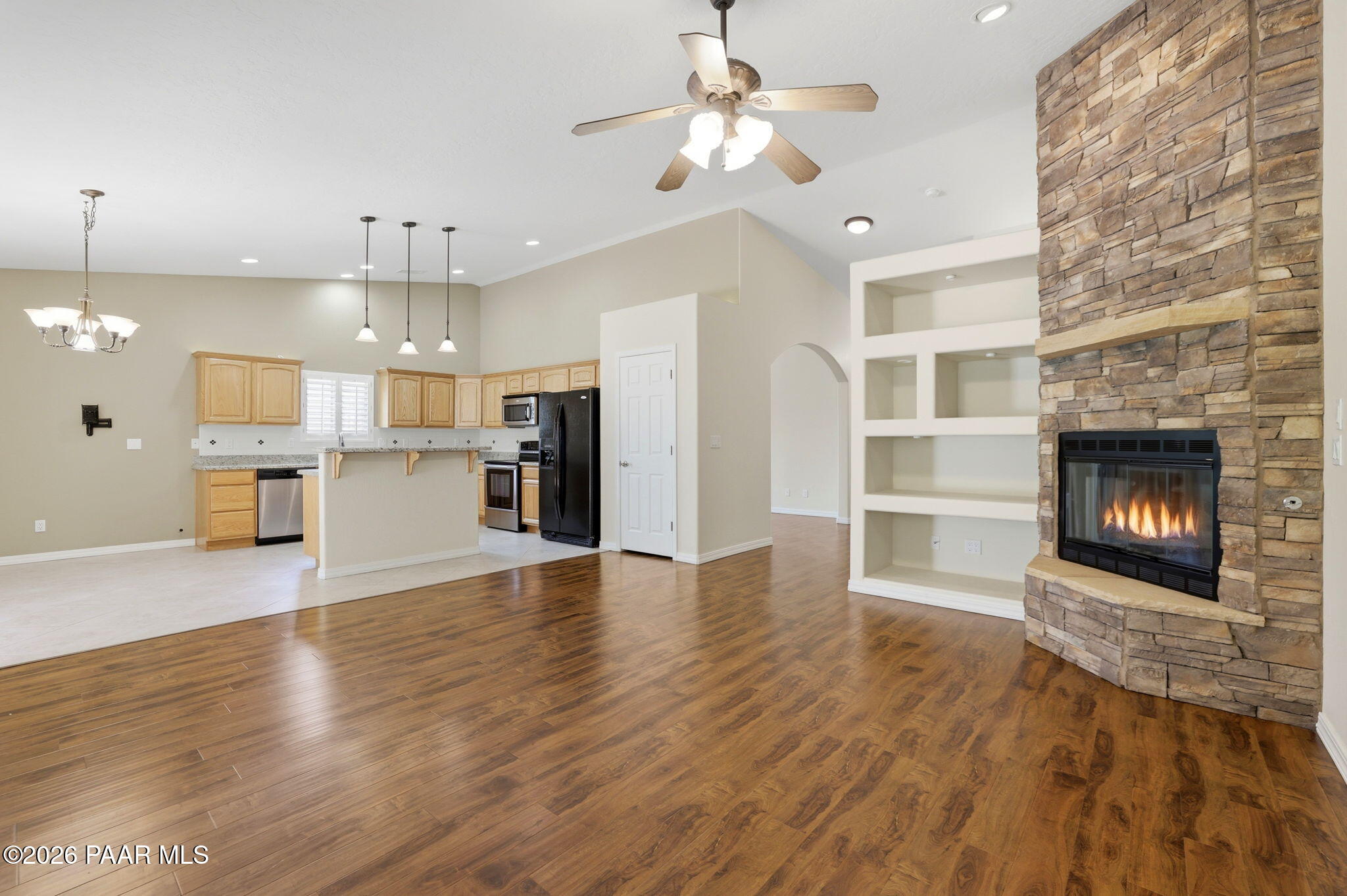 1546 Eagle Crest Drive