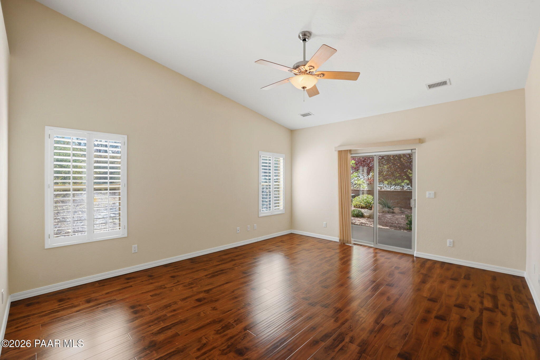 1546 Eagle Crest Drive