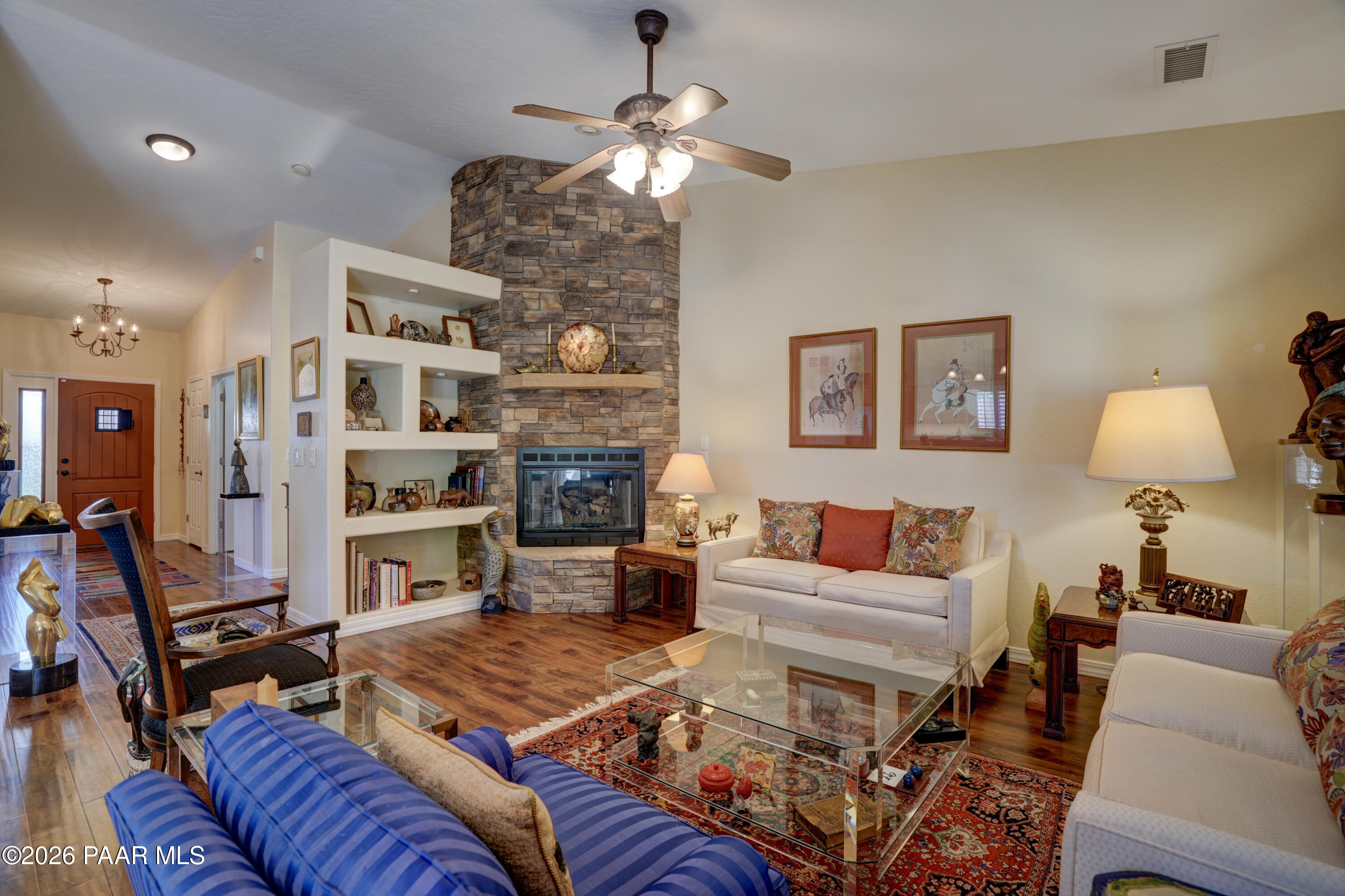 1546 Eagle Crest Drive